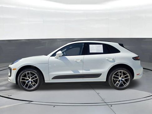 Certified 2025 Porsche Macan Turbo AWD/4WD image 2