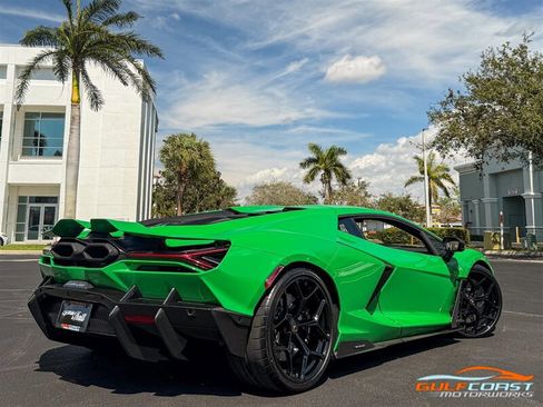 Used 2024 Lamborghini Revuelto AWD/4WD image 65