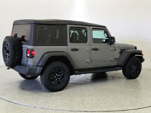 Used 2022 Jeep Wrangler Unlimited Sport AWD/4WD image 7