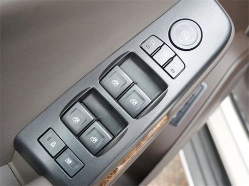 Used 2015 GMC Yukon Denali w/ Open Road Package image 13