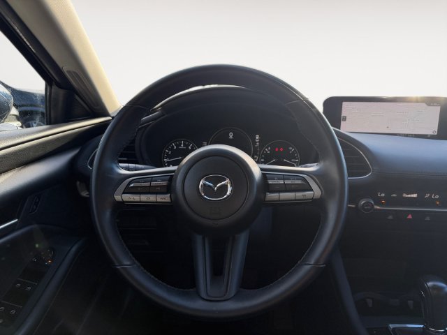 Used 2022 MAZDA MAZDA3 s FWD image 14