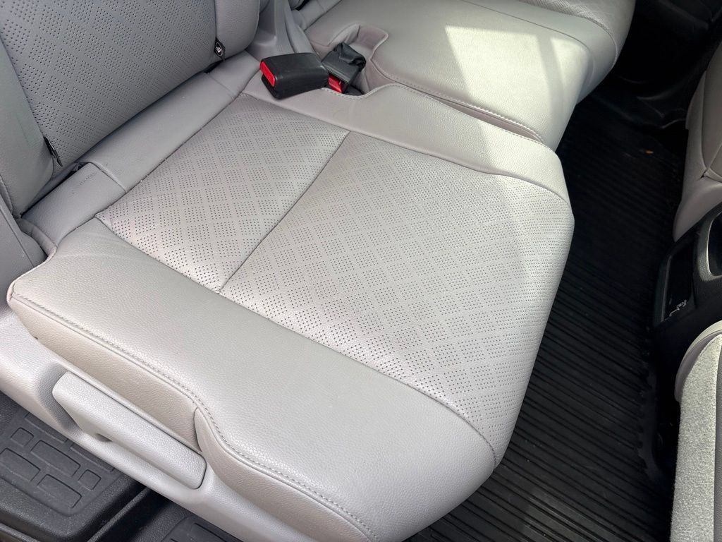 Used 2019 Honda Passport EX-L image 35