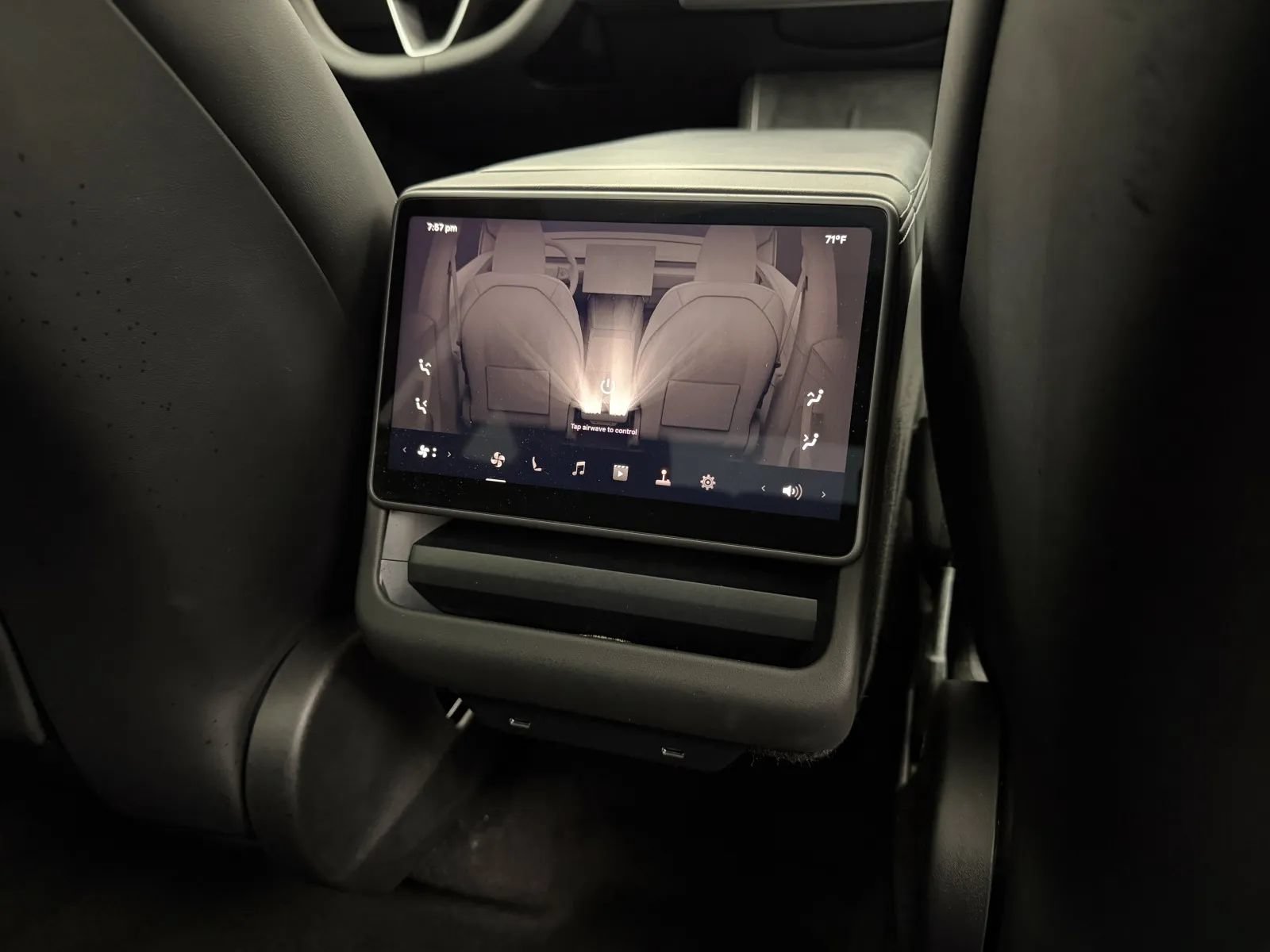 Used 2026 Tesla Model Y Long Range AWD/4WD image 32
