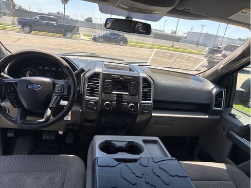 Used 2016 Ford F150 XLT AWD/4WD image 11