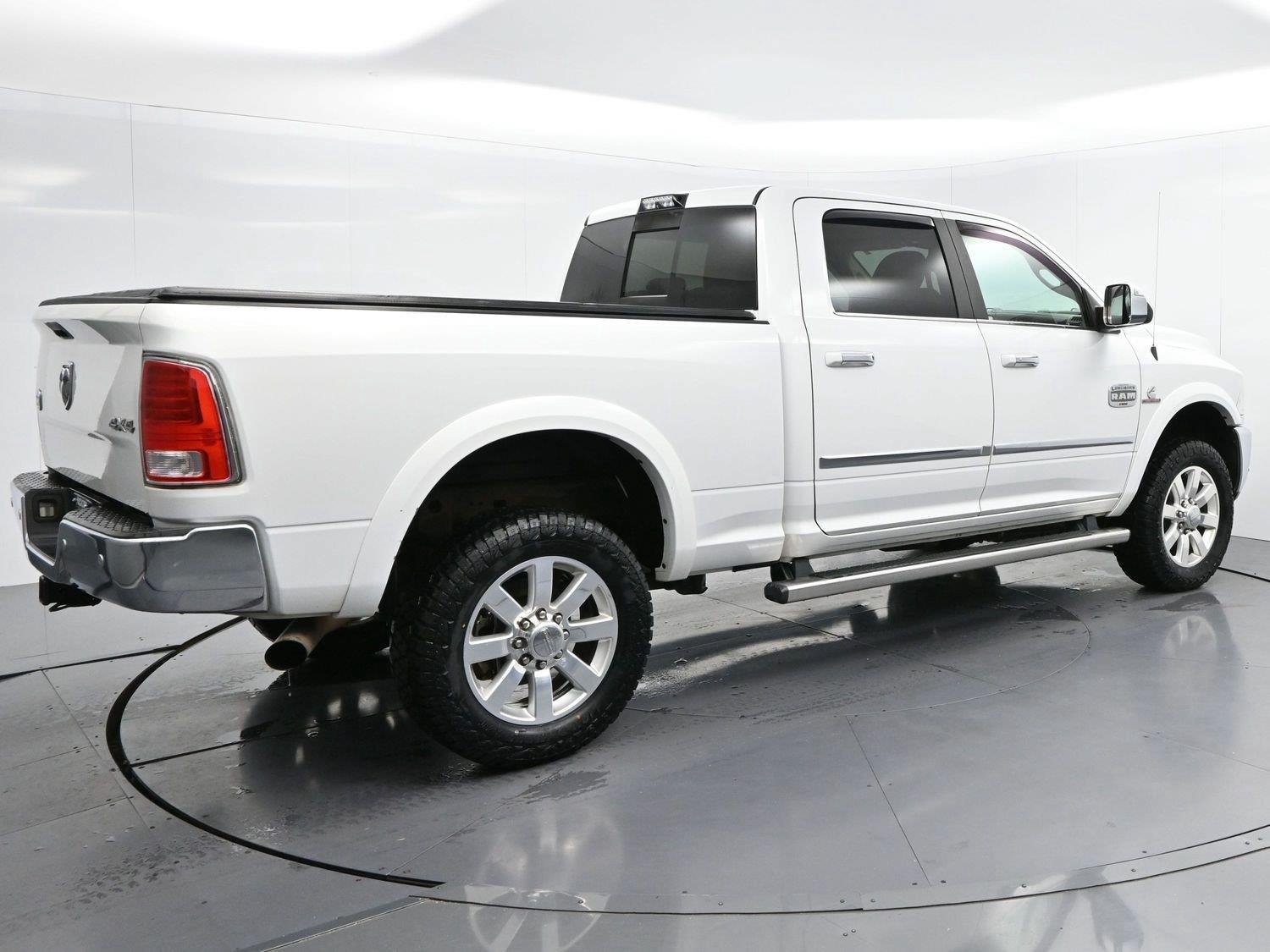 Used 2018 RAM 2500 Longhorn w/ Convenience Group AWD/4WD image 6