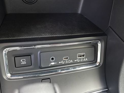 Used 2026 Subaru Ascent Limited AWD/4WD image 36