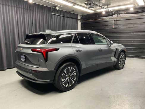 Used 2025 Chevrolet Blazer EV LT AWD/4WD image 5