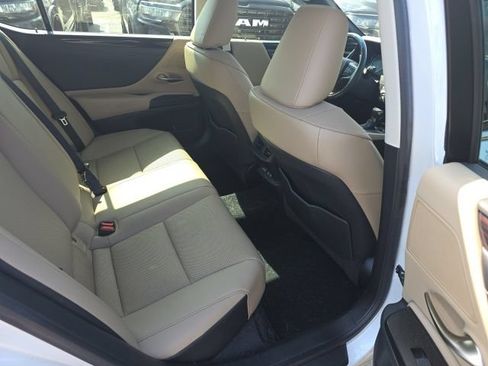 Used 2019 Lexus ES 350 w/ Premium Package FWD image 8