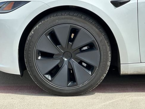 Used 2025 Tesla Model 3 Long Range RWD image 12