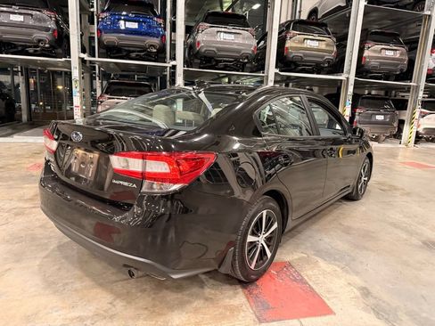 Used 2023 Subaru Impreza Premium image 3
