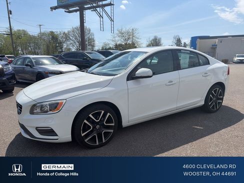 Used 2017 Volvo S60 T5 Dynamic FWD image 1