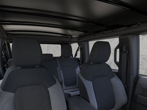 New 2025 Ford Bronco 4-Door AWD/4WD image 12
