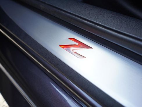 Used 2010 Nissan 370Z Touring w/ Sport Pkg image 62