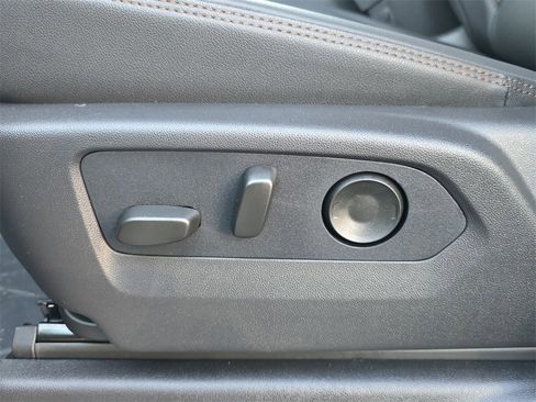 New 2026 GMC Sierra 2500 AT4 w/ AT4 Preferred Package image 15