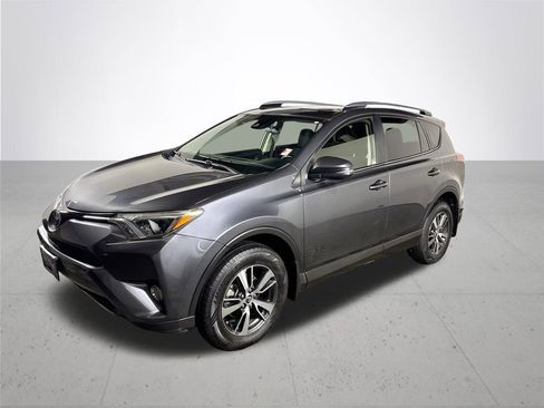 Used 2017 Toyota RAV4 XLE image 2
