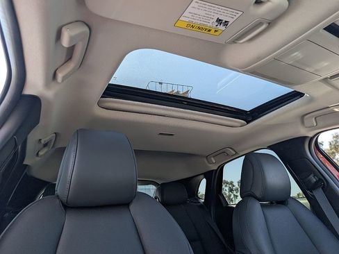 Certified 2025 MAZDA CX-30 2.5 Turbo w/ Premium Package image 19