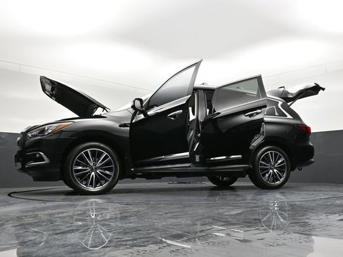 Used 2017 INFINITI QX60 Luxe w/ Deluxe Technology Package image 42