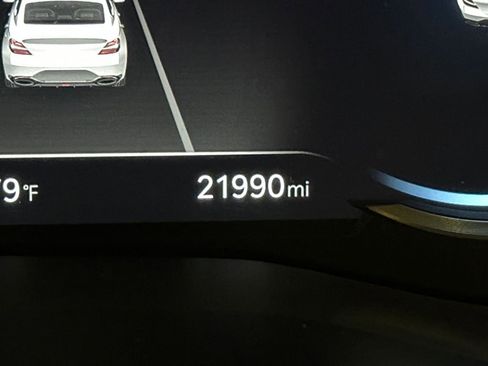 Used 2025 Genesis G70 2.5T image 41