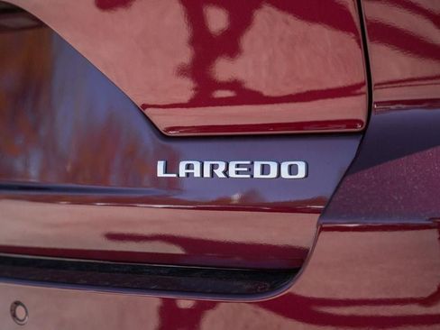 New 2025 Jeep Grand Cherokee Laredo X w/ Luxury Tech Group I image 7