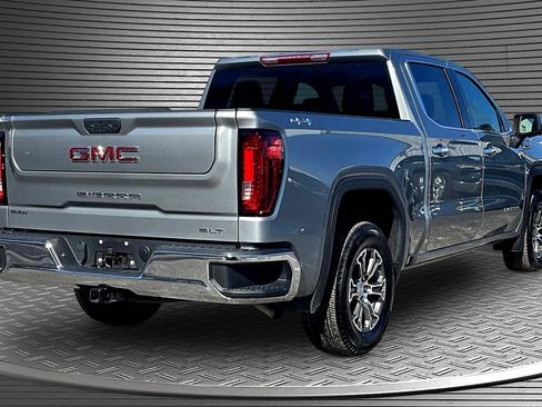 Used 2024 GMC Sierra 1500 SLT image 6
