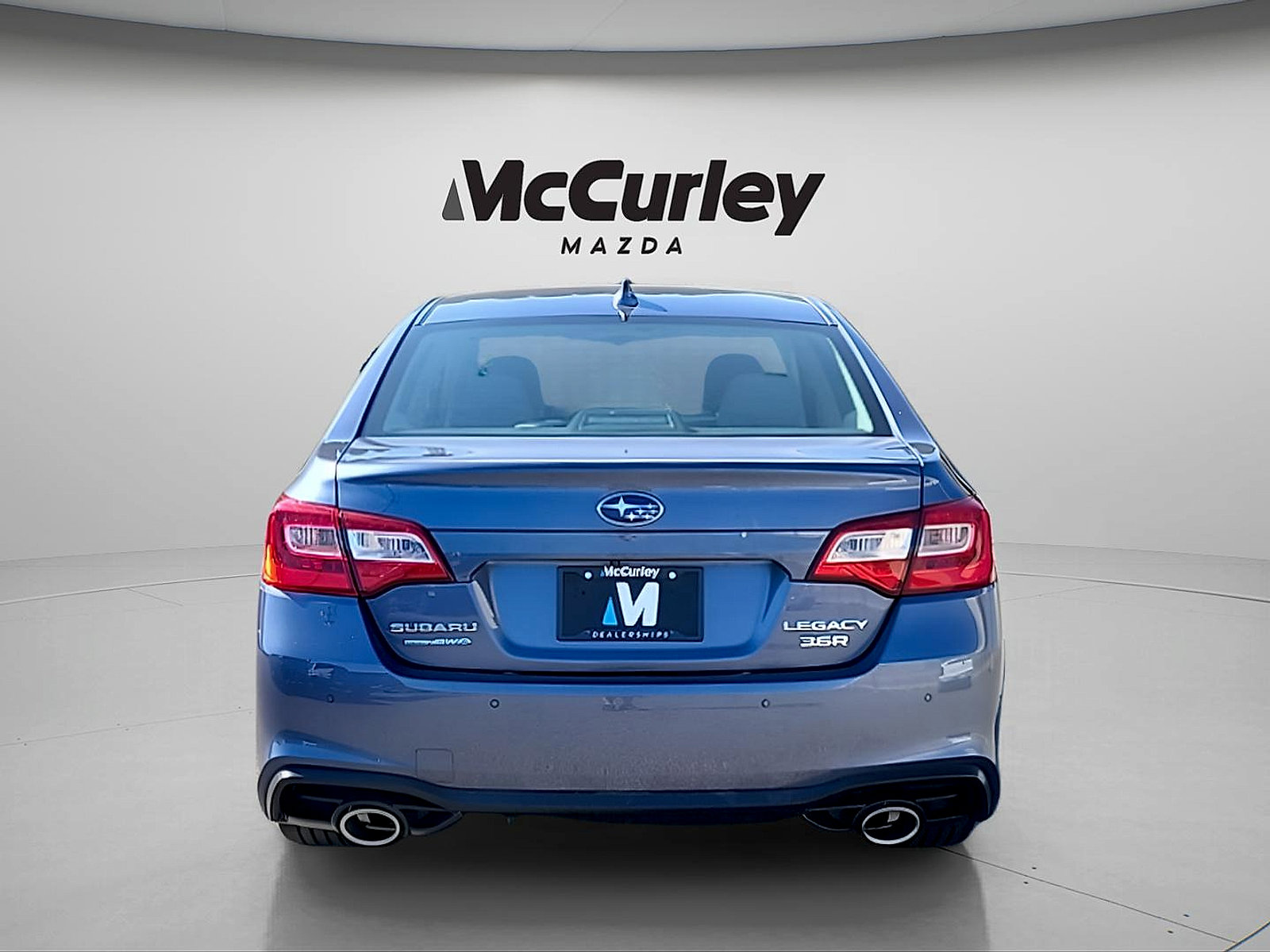 Used 2018 Subaru Legacy 3.6R Limited AWD/4WD image 6