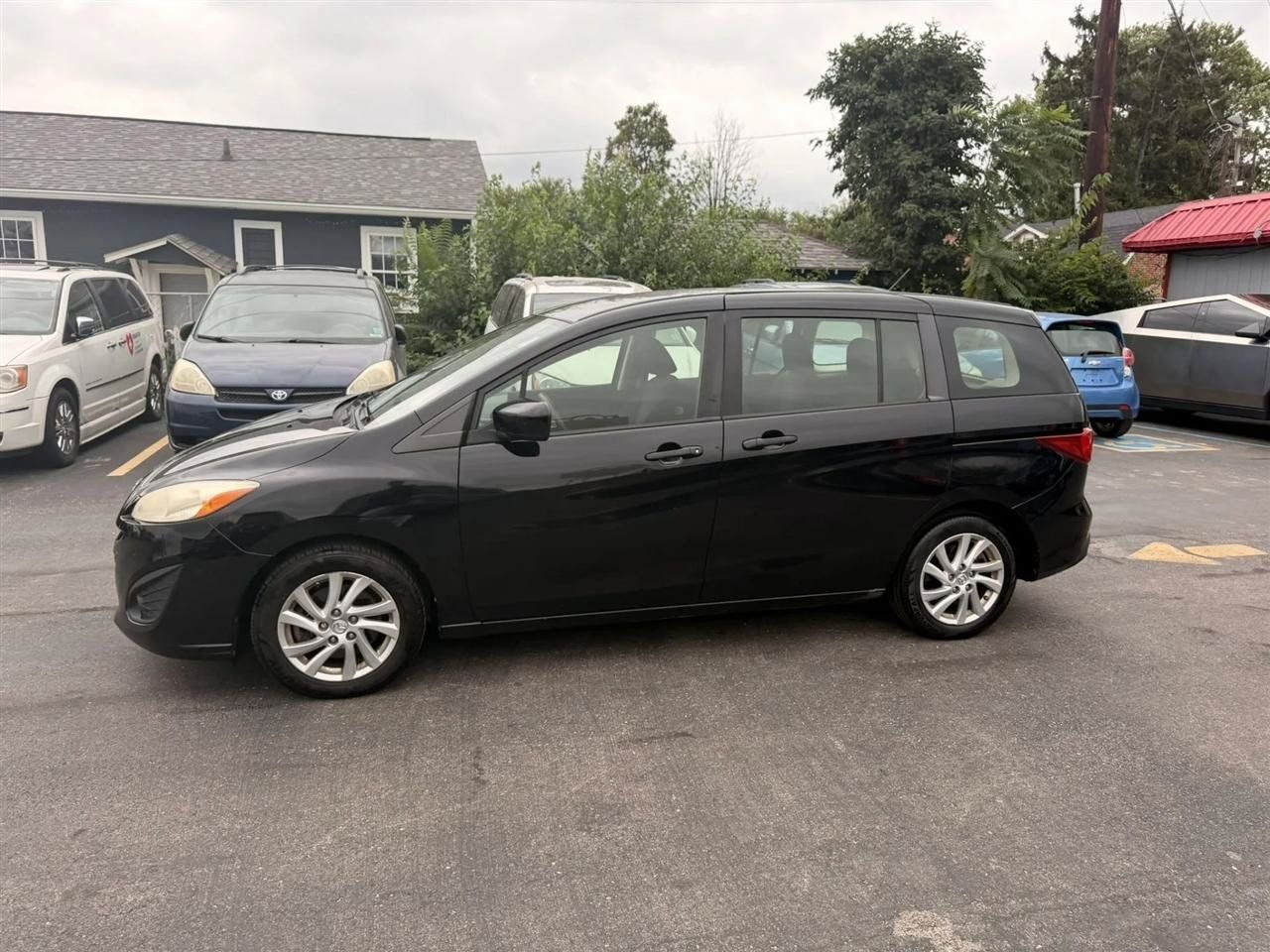 Used 2012 MAZDA MAZDA5 Sport FWD image 17