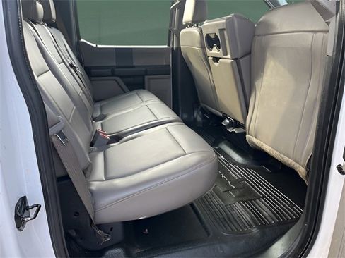 Used 2018 Ford F550 4x4 Crew Cab Super Duty image 8