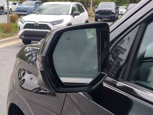 New 2026 Chevrolet Tahoe High Country image 18