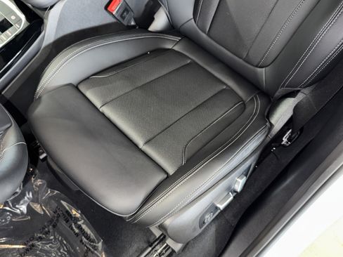 Used 2023 BMW X3 sDrive30i w/ Premium Package RWD image 34