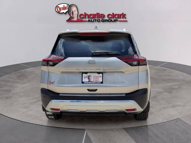 Certified 2023 Nissan Rogue Platinum w/ Platinum Premium Package FWD image 4