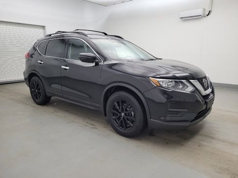 Used 2018 Nissan Rogue SV FWD image 11