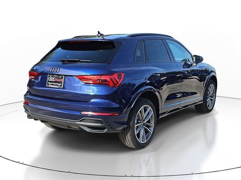 New 2025 Audi Q3 2.0T Premium image 4