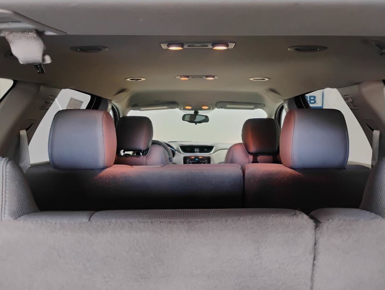 Used 2017 Chevrolet Traverse LT FWD image 6