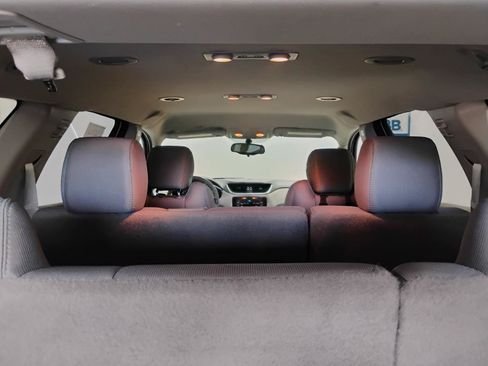 Used 2017 Chevrolet Traverse LT FWD image 6