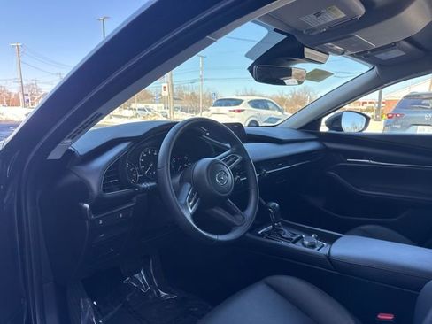 Used 2023 MAZDA MAZDA3 s image 9