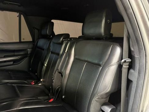 Used 2020 Ford Expedition Max XLT w/ Equipment Group 202A image 26