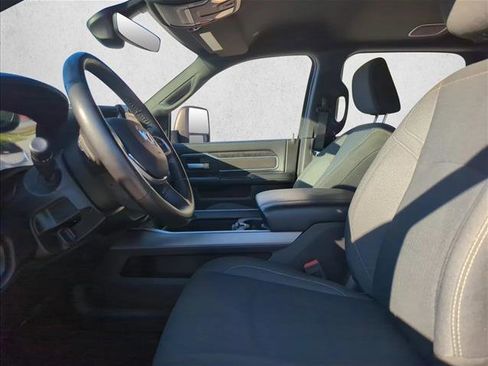 Used 2024 RAM 2500 Big Horn w/ Sport Appearance Package image 13