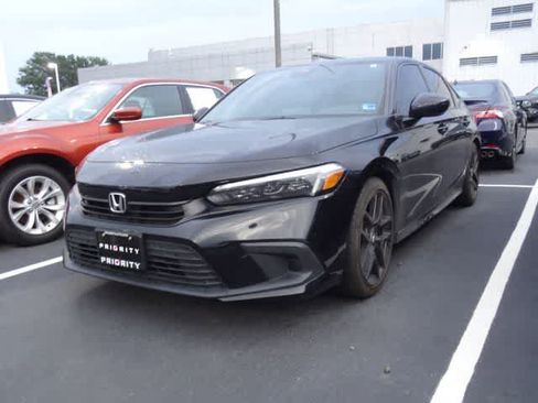 Used 2024 Honda Civic Sport image 1
