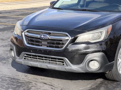 Used 2018 Subaru Outback 2.5i Premium AWD/4WD image 10