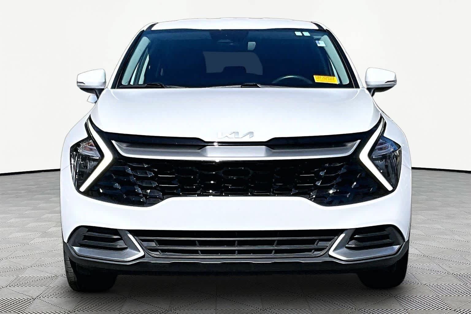 Used 2023 Kia Sportage EX FWD image 4