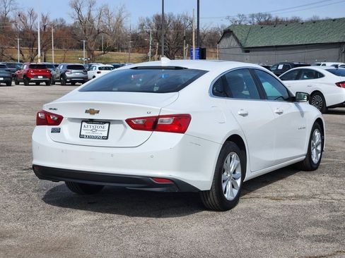Used 2024 Chevrolet Malibu LT FWD image 2