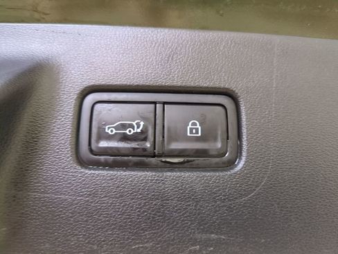 Used 2024 Hyundai Santa Fe Limited image 15