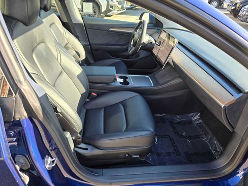 Used 2023 Tesla Model 3 Standard Range RWD image 11