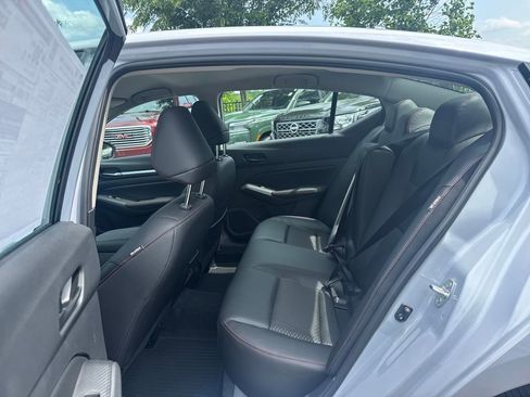 New 2026 Nissan Altima 2.5 SR FWD image 27