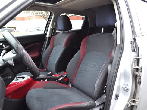 Used 2017 Nissan Juke SV image 8