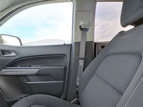 Used 2020 Chevrolet Colorado LT image 24
