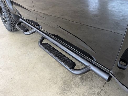 Used 2016 GMC Canyon SLE w/ All Terrain Adventure Package image 11