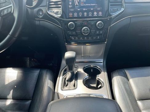 Used 2021 Jeep Grand Cherokee Limited X image 24