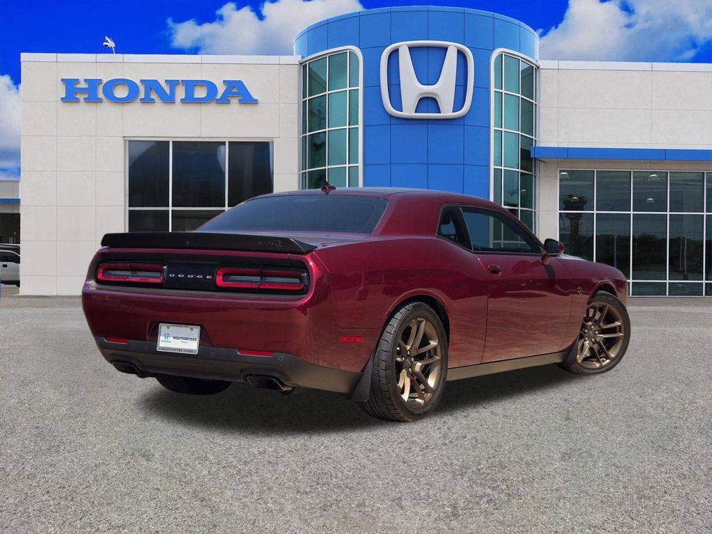 Used 2023 Dodge Challenger SRT Hellcat RWD image 3