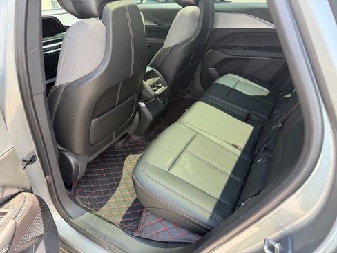 Certified 2024 Cadillac Lyriq Tech AWD/4WD image 9